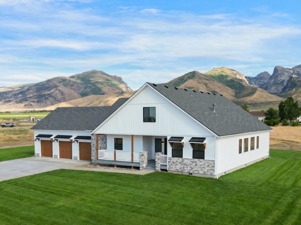 Exterior of new custom home construction built by Braemar