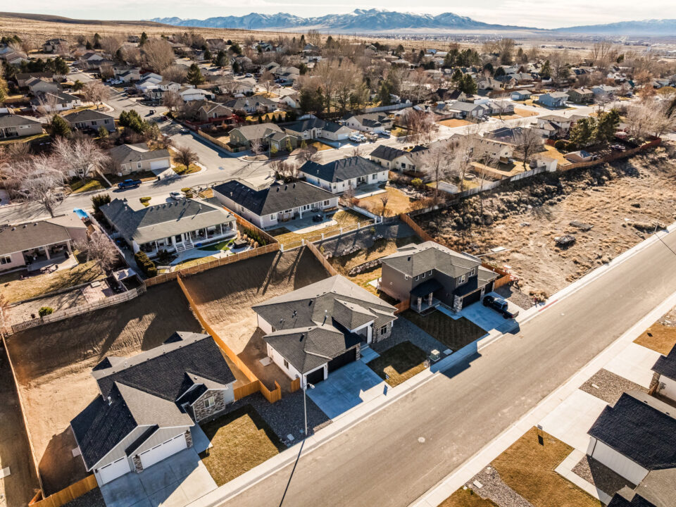 new home construction neighborhood